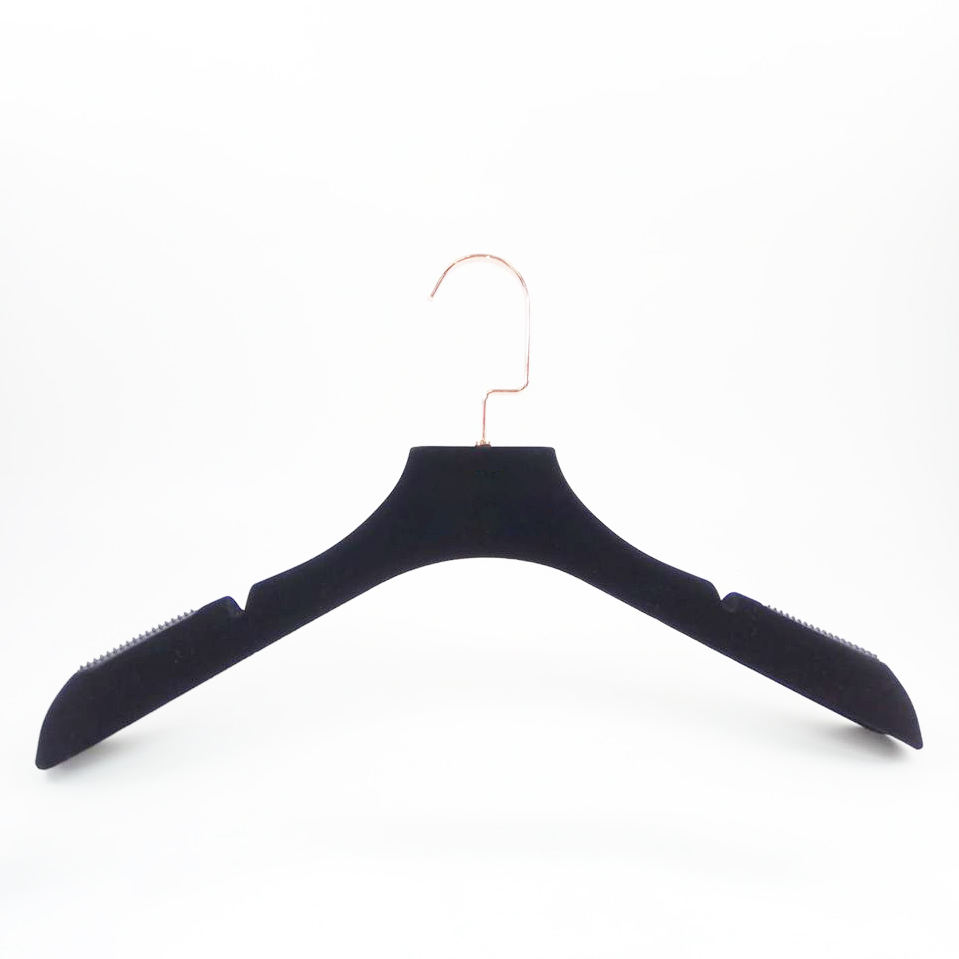 Factory Wholesale Price Black Velvet Coat Hangers Black Plastic Frosted  Clothing Hangers High-End Clothing Store