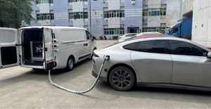 Station de charge mobile à énergie solaire YIXINDIAN pour le sauvetage, stockage d'énergie 48kWh 65kWh 75kWh 100kWh, solution d'interface multilingue - Product Image 3