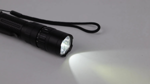 Meeko EMC EN62471 ROHS BSCI Anpassbare Aluminium 2000 Lumen Magnetischer Modus-Auswahl-Drehknopf Hochleistungs-Taschenlampen - Product Image 4