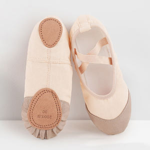 أحذية باليه للفتيات مصنوعة من الجلد الصديق للبشرة والقابل للتنفس، مع غطاء أصابع جلدي ونعل قماشي، أحذية تدريب للرقص الحديث بالجملة - Product Image 2