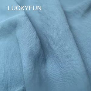 قماش مايكروفايبر منسوج من الحرير/القطن العضوي ناعم الملمس، مصقول ومزغب، مصبوغ بلون واحد، مضاد للكهرباء الساكنة، مقاوم للرياح، متوسط السماكة للفساتين - Product Image 4