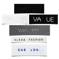 Étiquettes de vêtements en tissu personnalisées de haute qualité Impression 3D Premium Étiquette personnalisée tissée en caoutchouc de silicone avec logo