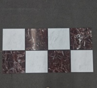 Dalles de mosaïque en marbre rouge naturel, découpées sur mesure, pour sols intérieurs