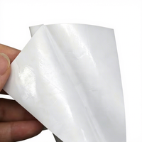 Rouleau géant de papier PE blanc de 80 µm pour colle acrylique, étiquettes autocollantes en film PE, matière première pour étiquettes auto-adhésives en polyéthylène