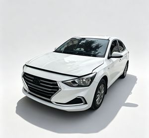 Hyundai Celesta 1.6L Automatica Benzina Berlina 2020 Usata in Ottime Condizioni per Famiglie e Pendolari - Disponibile all'Ingrosso - Product Image 3