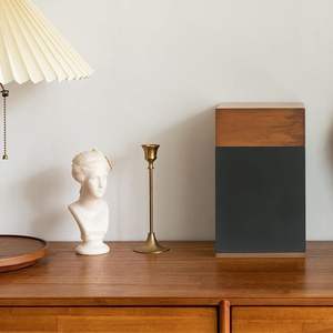 Wooden Pet <strong>Urns</strong> for <strong>Cats</strong> and Dogs, Made of Natural Walnut Wood, Are an Ideal Choice for Pet Souvenirs and Funerals - Product Image 4