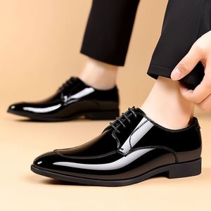 2024 Men's Formal Dress Shoes Black Lace-Up Oxford <b>Rubber</b> <b>Sole</b> Office Career Solid Color PU Lining All Seasons - Product Image 2