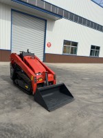 Chargeuse compacte sur chenilles à moteur diesel Kubota D1105 homologuée EPA, haute capacité de charge