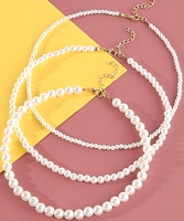 Collier personnalisable en fausses perles avec fermoir mousqueton doré et chaîne d'extension pour femme