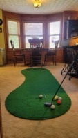 Bestpreis YGT YGT-35 Tragbarer 3-Loch Grüner Golf-Putting-Teppich 1,5m X 1,5m Gummiramme für Innen/Außen Heim-Übungsmatten