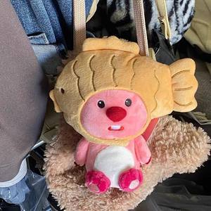 Peluche Piccola Bambola da Quattro Pollici, Simpatica <span class=keywords><strong>Volpe</strong></span> con Zaino a Testa <span class=keywords><strong>di</strong></span> Pesce, Portachiavi per Bambini - Product Image 6