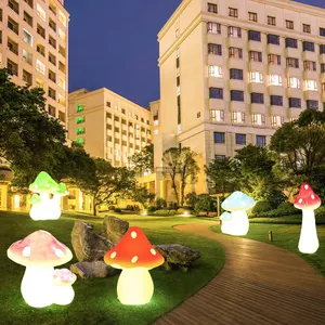 Großhandel lebensgroße beleuchtete Tiere Statuen riesigen leuchtenden Pilz Seepferdchen Figuren mit günstigen Preis