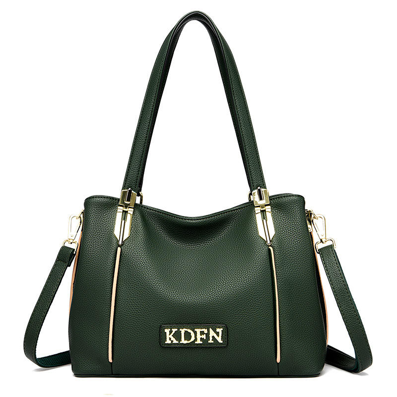 สีเขียว