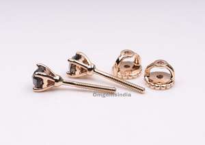 Pendientes de Diamantes Solitarios con 4 Puntas, Estilo Martini, Delicados y Bohemios, Oro Blanco de 14K, Diamantes Cultivados en Laboratorio, Pendientes Minimalistas para Mujeres y Hombres - Product Image 2