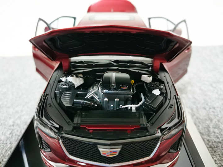 CT4 1:18 Car Diecast Simulation Alloy Car Model for Decoration