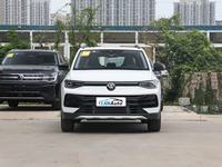 Подержанный Volkswagen Tharu 2025 года, 1.5L, атмосферный двигатель, с люком, просторный, 4-дверный, 5-местный, надежный внедорожник