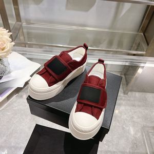 Baskets plateforme noires et blanches avec boucle, chaussures décontractées à enfiler pour femmes - Product Image 5