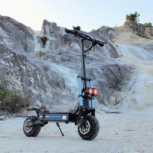 Scooter Eléctrico Plegable para Adultos de 60V con Doble Motor, Batería de 38Ah, Alcance de 63-75 Millas, 11 Pulgadas, Todoterreno, Hidráulico - Product Image 3