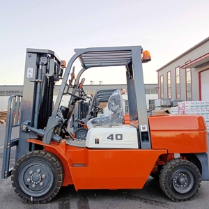 Venta caliente en China Nueva carretilla elevadora todoterreno 4WD 4x4 de <span class=keywords><strong>3</strong></span> toneladas con precio diésel para industrias minoristas - Product Image 5