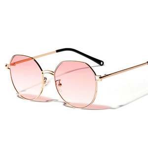 Gafas de Sol de Moda 2020, Estilo Vintage, Unisex, de Acero Inoxidable, con Lentes Degradados, Protección UV400, Forma Poligonal - Product Image 4