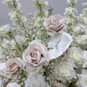 Nuevo Diseño de Camino de Flores Artificiales de Baby's Breath para Decoraciones de Bodas, Graduaciones, Pascua y Halloween - Tela de Seda Ecológica - Product Image 5