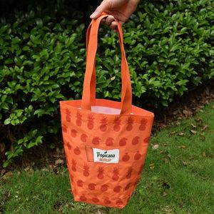 Bolsas de Compras Plegables Reutilizables, Impermeables, de PP Tejido, con Asas de Cuerda, Logotipo Personalizado Impreso y Laminado - Product Image 2