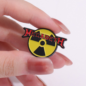 Broches de esmalte de ciencia Natural atención radiación física signo broches solapa para mochila sombrero insignias joyería regalo para <span class=keywords><strong>mejor</strong></span> <span class=keywords><strong>amigo</strong></span> - Product Image 4