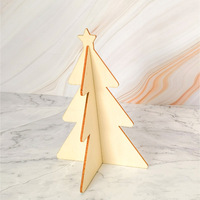 Vente en gros DIY Décorations de Noël Peinture pour enfants de maternelle Mini arbre de Noël en bois Ornements de cadeau faits à la main