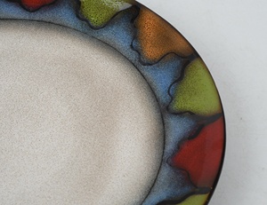 Assiette Ronde Artistique en Porcelaine Glaçurée Colorée pour Salade de Fruits, Compatible <span class=keywords><strong>Micro</strong></span>-<span class=keywords><strong>ondes</strong></span>, Vaisselle pour la Maison et la Restauration, Personnalisable OEM - Product Image 3