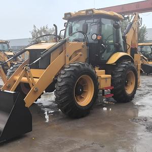 JCB 4DX : Libérez une puissance extrême et une efficacité énergétique inégalées. Maîtrisez chaque creusement avec une hydraulique avancée et une durabilité inégalée. - Product Image 4