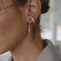 Pendientes de borla con cadena de circonitas de acero inoxidable con baño de oro PVD, aretes de diamante en forma de C, aretes de diamante tipo stud
