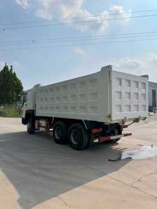 Camion benne Sinotruk HOWO 6x4 371HP 10 roues, 99% neuf, poids lourd pour la construction et l'exploitation minière, en stock - Product Image 2