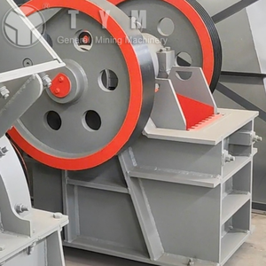 Concasseur à mâchoires pour usine <span class=keywords><strong>de</strong></span> traitement du minerai d'or à intégrer au <span class=keywords><strong>circuit</strong></span> <span class=keywords><strong>de</strong></span> broyage par broyeur à billes - Product Image 2