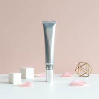 Repulpeur de lèvres blanc en tube souple, formule hydratante végane (15ml) – Effet rapide, longue durée de maintien
