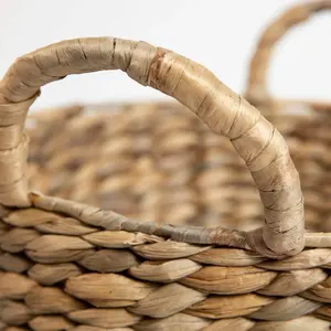 High Quality Water Hyacinth Sissy Boy <b>Basket</b> Oranges Medium With Handle OEM Hyacinth Laundry <b>Basket</b> Foldable Best Selling - Product Image 3