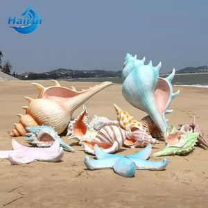 Scultura di Sirena in Fibra di Vetro Personalizzata per Esterni, Decorazione Creativa per Spiaggia, Simulazione di Corallo Marino - Product Image 1
