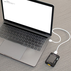 Herramienta de Prueba de Capacidad de Batería Digital ToolkitRC MC8 con Pantalla LCD y Balanceador para Lipos ESC, Hecha de Plástico - Product Image 6