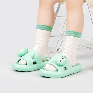 Joyeux Mario nouveau Style nouvelle conception enfants mignon pantoufles pour filles maison antidérapant salle de bain sandales bébé pied porter Stock - Product Image 2