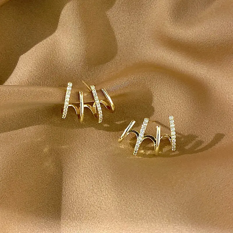 卸売爪設定S925シルバー幾何学的なトレンディなイヤリング4列マイクロパヴェキュービックジルコニアCZスタッドイヤリング女性用