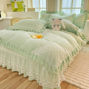 Un Set di quattro pezzi di fodera per <span class=keywords><strong>letto</strong></span> in velluto latte in pizzo A doppio strato con fodera in cotone - Product Image 6