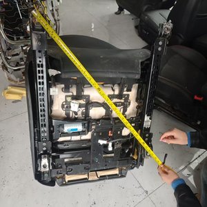 อัพเกรดจาก<span class=keywords><strong>เบาะ</strong></span>แบบธรรมดาเป็นเบาะหรูหรา เปลี่ยนโดยตรงสำหรับเบาะที่ชำรุดหรือฉีก<span class=keywords><strong>ขาด</strong></span> <span class=keywords><strong>เบาะ</strong></span>คนขับด้านหน้า ขับซ้าย - Product Image 4