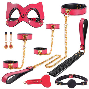 Ensemble de bondage en cuir véritable rouge Sm avec menottes, masque, bâillon et pinces pour jeux adultes - Product Image 2