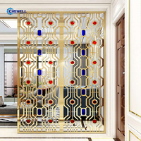 Paravent décoratif suspendu en acier inoxydable translucide découpé au laser, étanche, couleur or brillant, pour intérieur, par Foshan Hotel