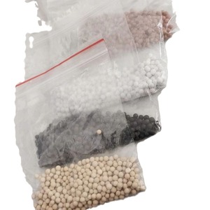 Bolas mineralizantes de piedra para filtro de ducha Royal Sidan con piedra Maifan y carbón activado para la purificación del agua y el cuidado de la piel - Product Image 3