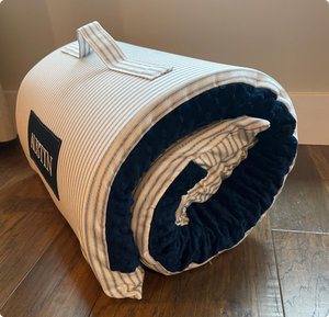 แผ่นรองนอนเด็กก่อนวัยเรียนพร้อมหมอนและผ้าห่ม แผ่นรองนอนเมมโมรี่โฟมสำหรับเด็กวัยหัดเดิน สำหรับเด็กในสถานรับเลี้ยงเด็ก หนา 2 นิ้ว พับเก็บได้ - Product Image 1