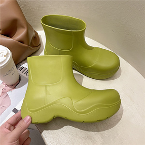 Botas de Lluvia Impermeables para Mujer, Estilo Casual Urbano, con Plataforma Gruesa y Cómoda, para Ir al Trabajo, Ir de Compras y Actividades en Días Lluviosos - Product Image 3