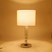 Lámpara de escritorio de estilo moderno, lámpara de lectura con base de cristal para decoración del hogar/hotel, lámparas de mesa de cristal modernas de lujo