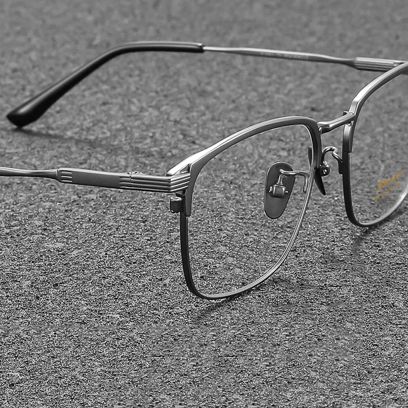 نظارات أعمال يابانية عتيقة عالية الجودة مع نظارات فاخرة من التيتانيوم الخالص الخفيف للغاية إطار نظارات من التيتانيوم للرجال