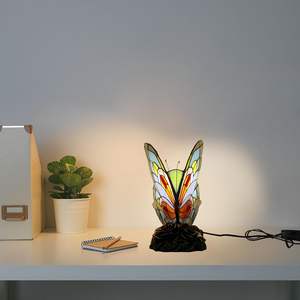 <span class=keywords><strong>Tiffany</strong></span> Style vitrail <span class=keywords><strong>lampe</strong></span> de Table Vintage <span class=keywords><strong>lampe</strong></span> de Table veilleuse pour la maison chambre décor cadeau belle <span class=keywords><strong>lampe</strong></span> <span class=keywords><strong>papillon</strong></span> - Product Image 4
