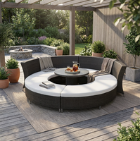 Canapé de jardin incurvé tout-terrain avec table basse ronde en verre et ensemble de canapés ronds